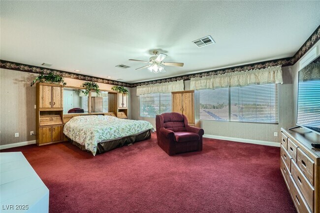 Photo - 8748 Castle Hill Ave