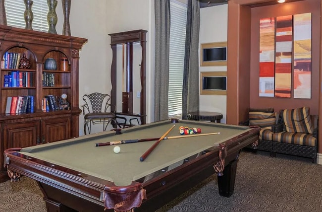 Photo - 1941 S Pierpont Unidad 1111