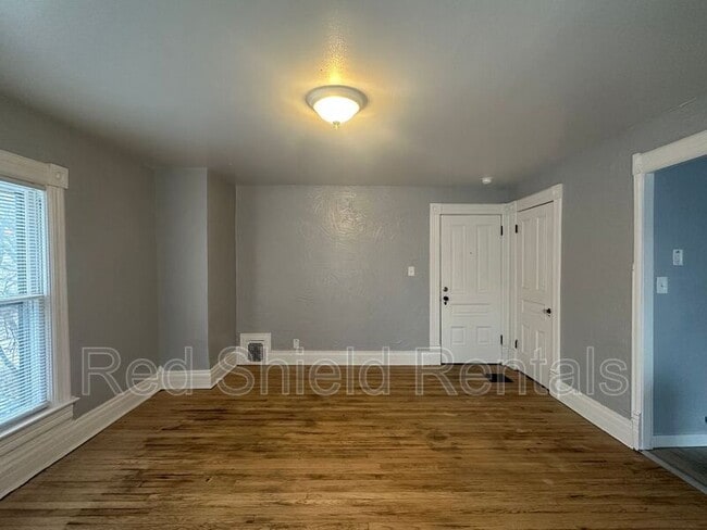 Photo - 113 N Hamilton St Unit Apt 2