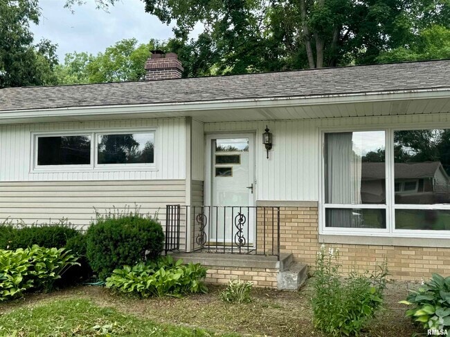 Building Photo - 2603 4th St Rental