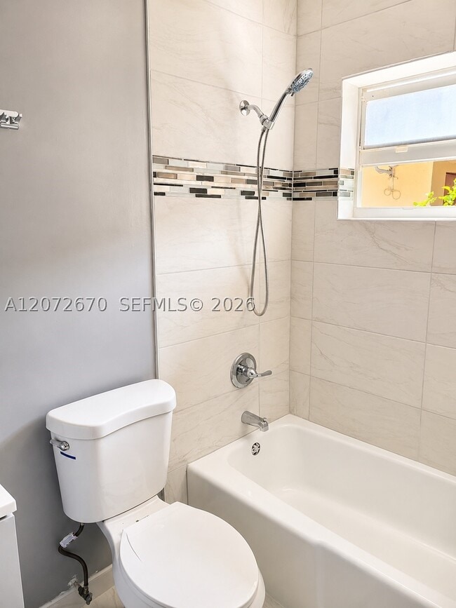 Photo - 537 SW 2nd St Unit 1-3