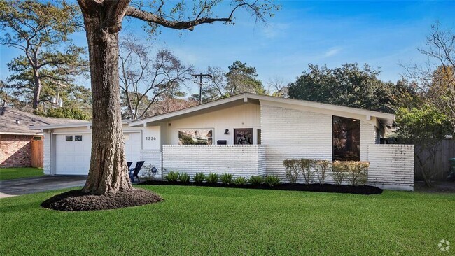 Building Photo - 1226 Wisterwood Dr Rental