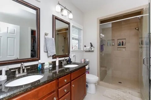 Photo - 16142 Commodore Dr