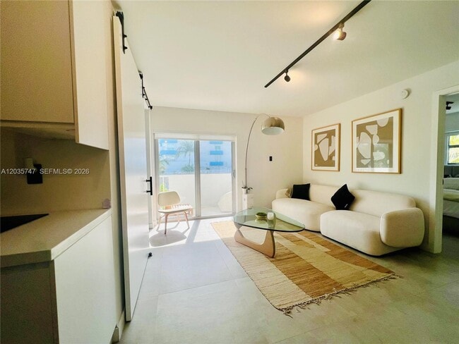 Photo - 240 Collins Ave Unit 4A