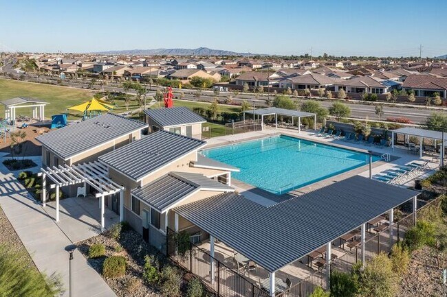 Photo - Alamar Subdivision 5 Bedroom Home For RENT!