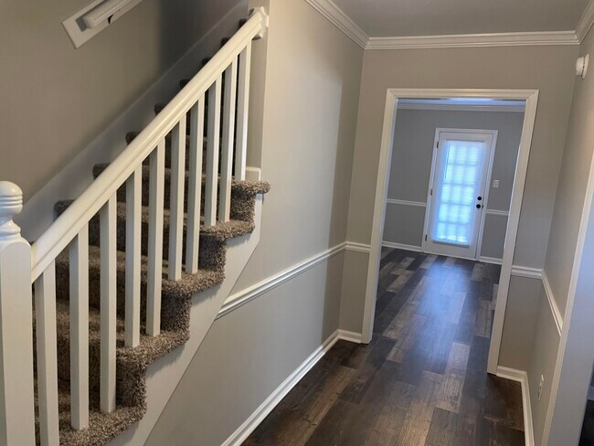 Photo - 325 Hackamore Trail House