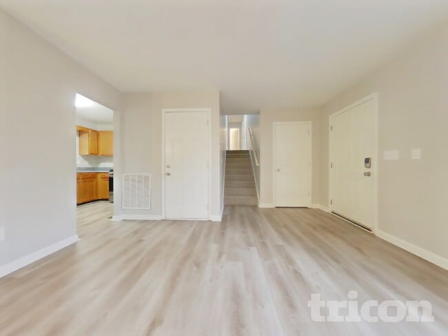 Photo - 104 Ivy Trace Ln