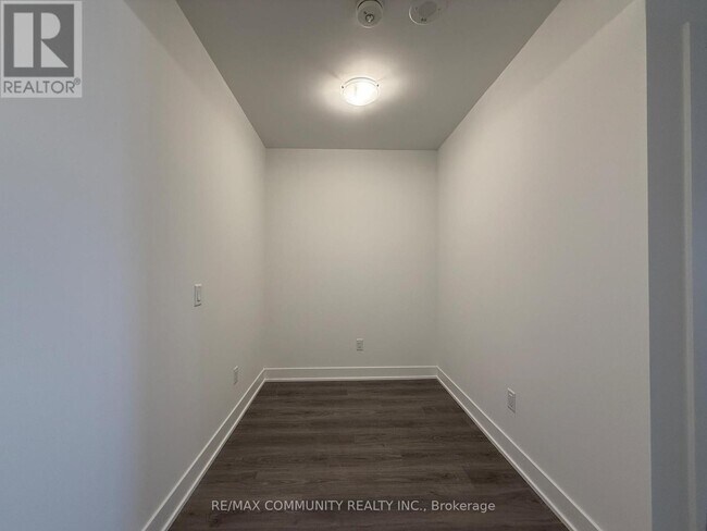 Photo - 2545 Simcoe St N Unit 2611