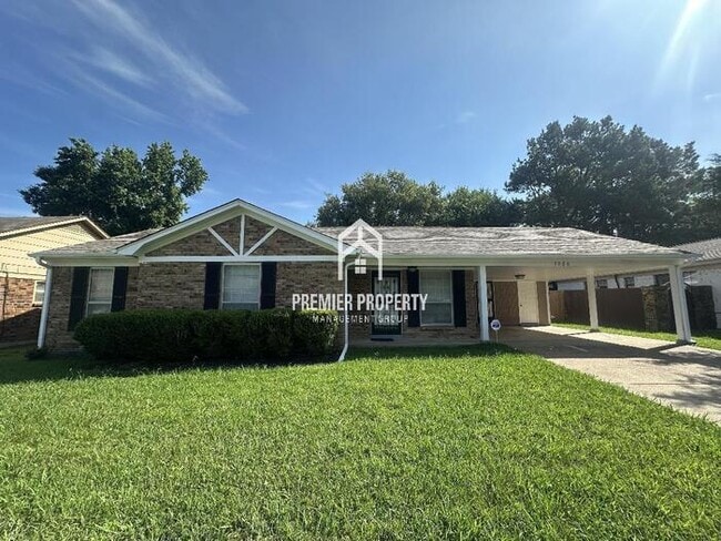 Building Photo - 7086 Hillshire Dr Rental