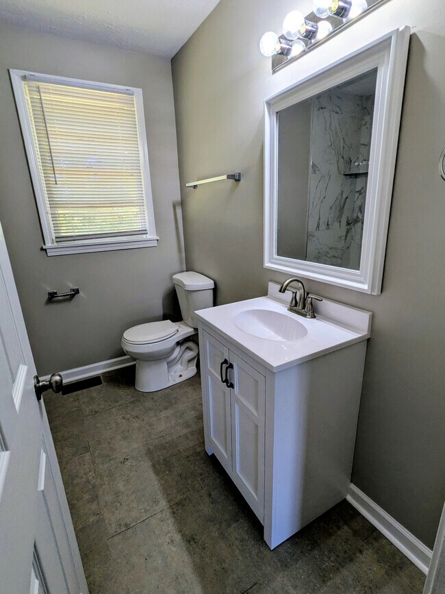 Photo - 1714 Southwind Dr