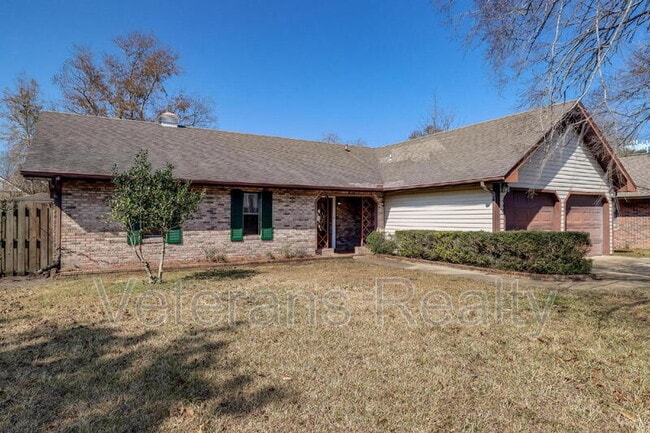 Photo - 2135 Baywood Dr