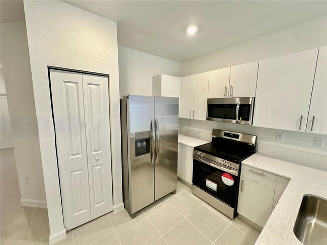 Photo - 2867 SE 25th Ter