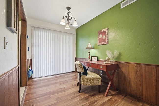 Photo - 11307 N May Ave Unit #D