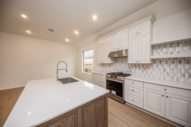 Photo - 3035 Ash Ray Dr