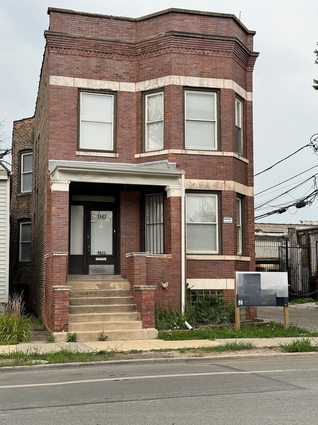 Building Photo - 1543 W Marquette Rd Rental