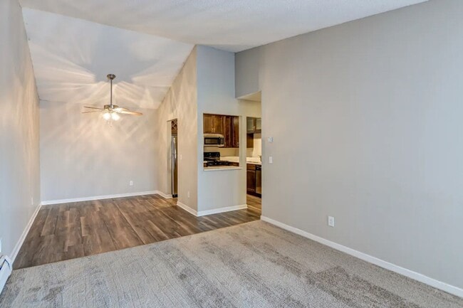 Photo - Summer Creek Apartments