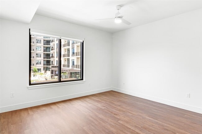 Building Photo - 2311 Westheimer Rd Unit 529