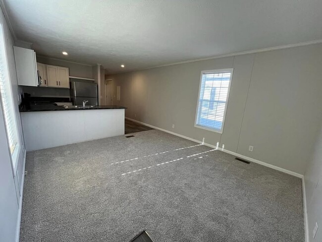 Photo - 1915 SW 12th St