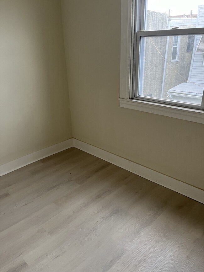 Photo - 2238 S Darien St