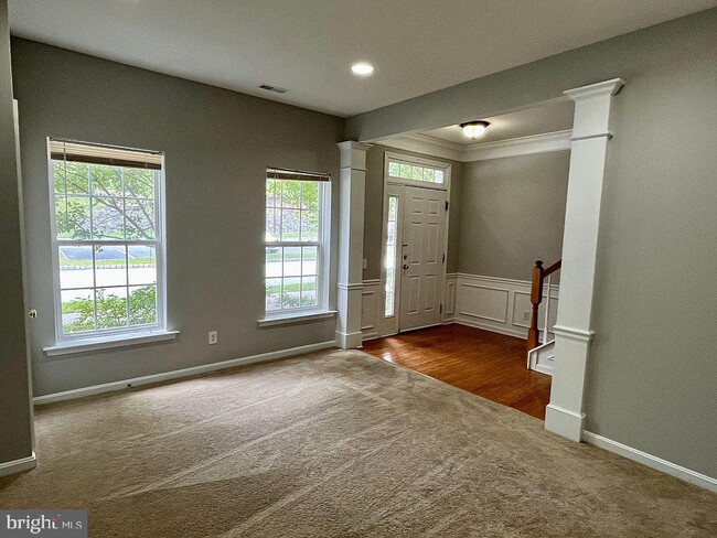 Photo - 1930 Cavalier Ln