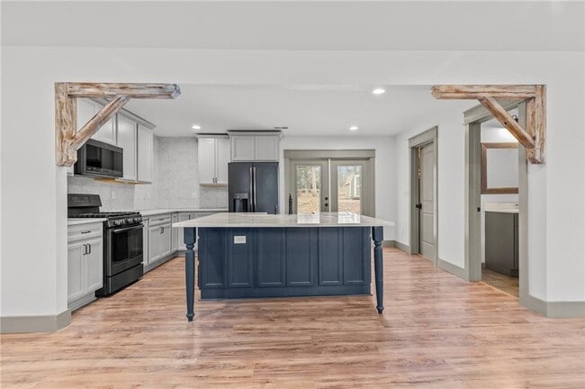 Photo - 4409 Doc Sams Rd