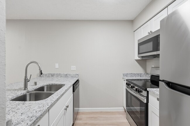 Photo - 12229 Menaul Blvd NE Unit B