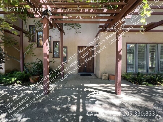 Building Photo - 1253 W Turner Rd Rental