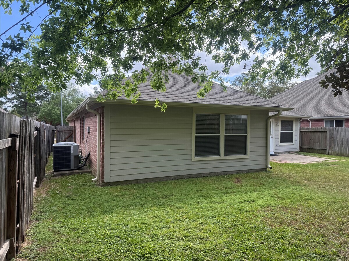 Photo - 7307 Hollow Field Ln