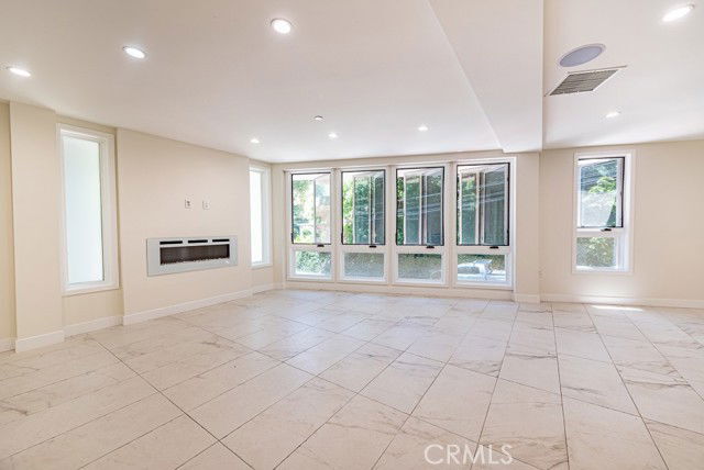 Photo - 1516 N Beverly Glen Blvd