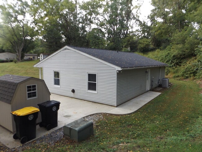 Side and Rear View - 7413 Spout Hill Rd