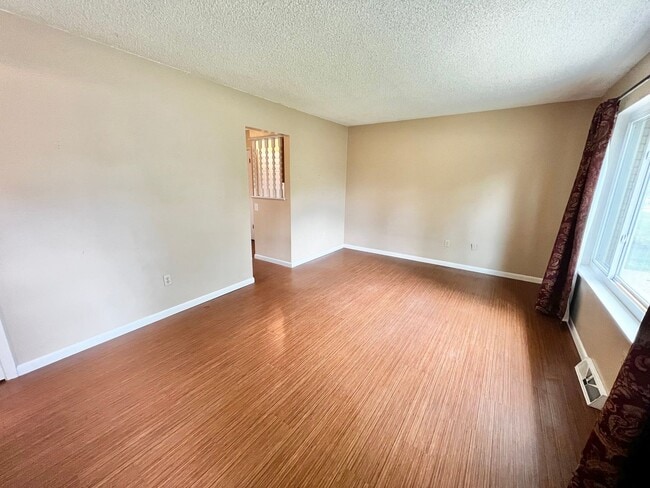 Photo - Adorable 3 bed 1 bath home in Fort Collins!