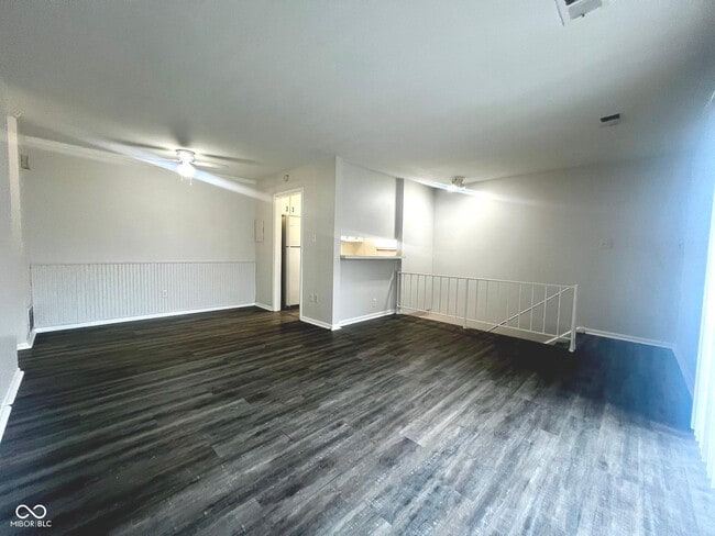 Photo - 6458 Lupine Terrace