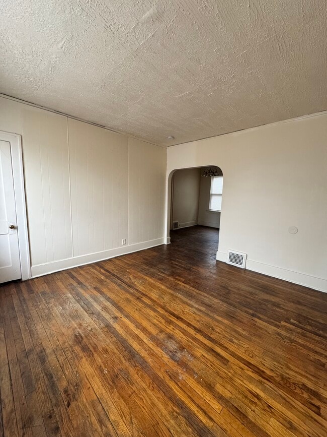 Photo - 10435 Fullerton Ave