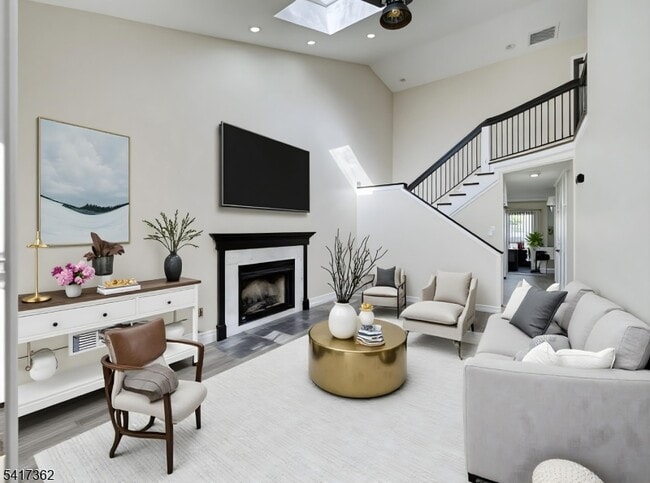 Photo - 1141 Clawson Ct