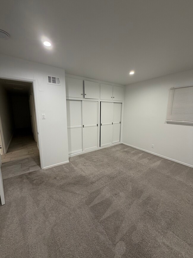 Photo - 44539 Lowtree Ave