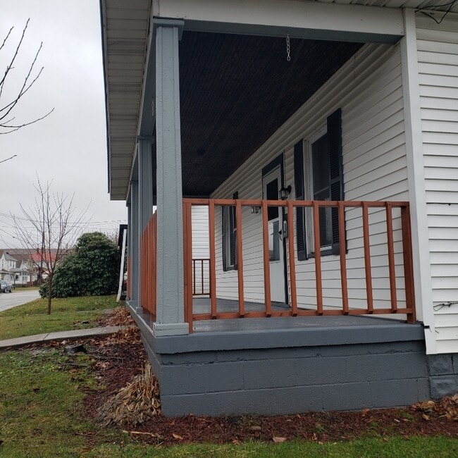 Photo - 55 Braddock St