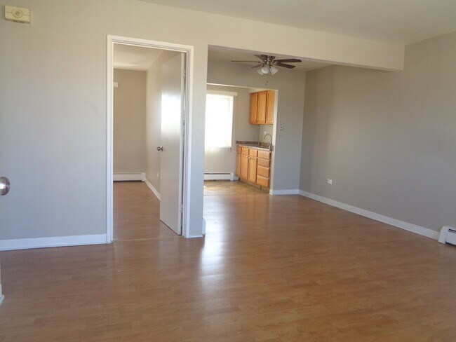 Photo - 5720 W 95th St