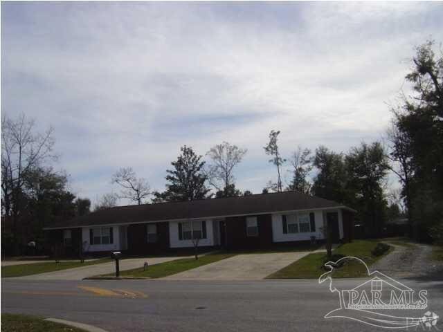 Building Photo - 3031 E Kingsfield Rd Rental