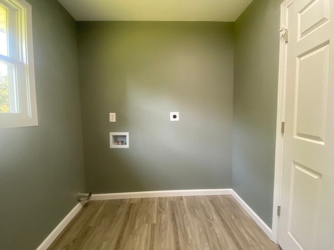Photo - 1719-1723 Thomas R James Dr Unit 1721