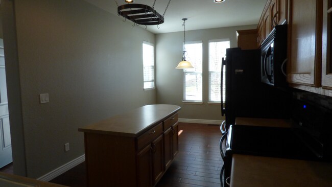 Photo - "Charming 3-Bed, 3-Bath Gem with 2604 Sq Ft of Comfort in Highlands Ranch!"