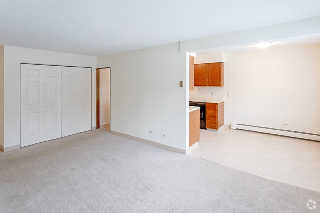 Photo - East River Plaza