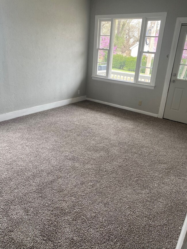 Photo - 718 W Nichols St