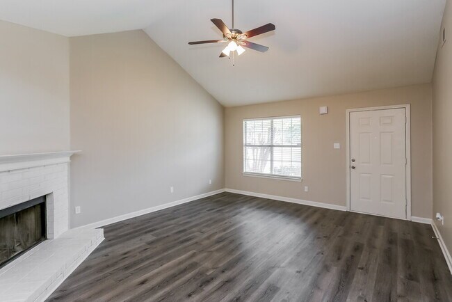 Photo - 7085 Lindsey Leaf Cove