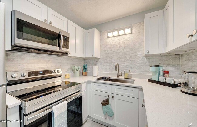 Photo - 7308 Sunset Ave Unit B