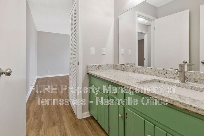 Photo - 215C Prince Ave