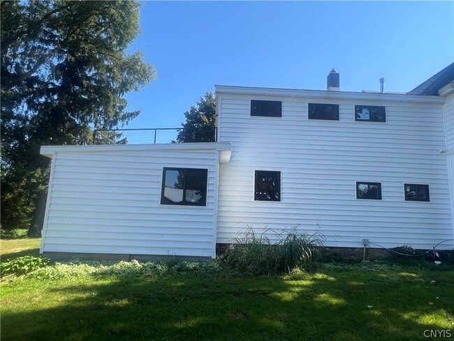 Photo - 34 Lake Shore Rd