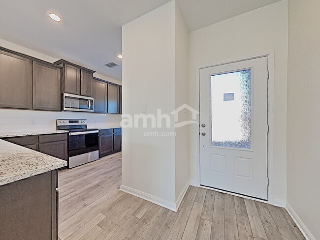 310 Garrett Ct