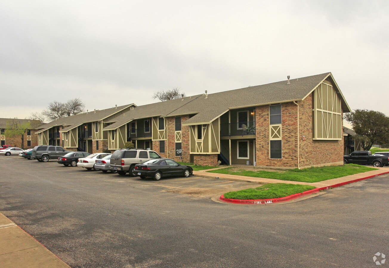 Runnymede - Runnymede Apartments