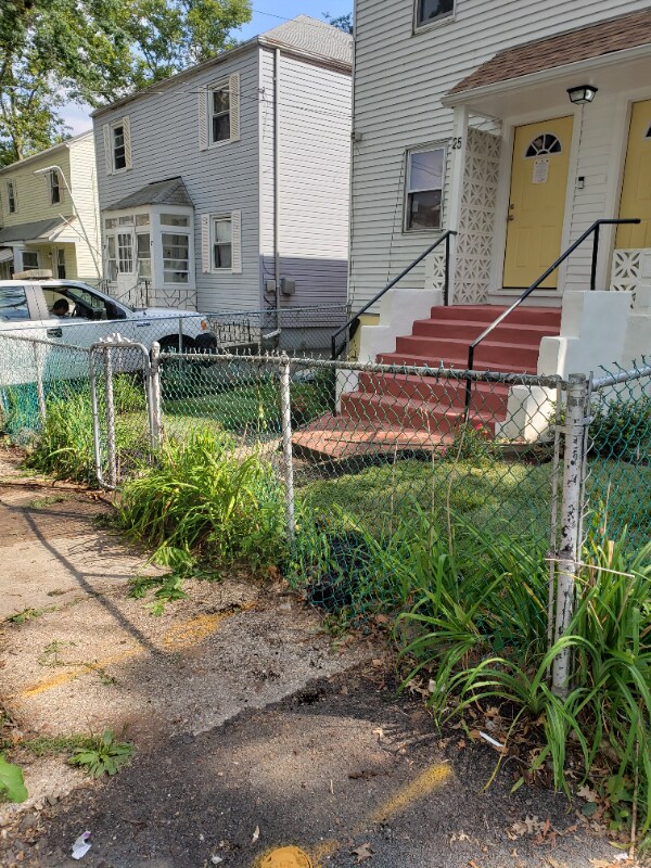 Photo - 25 Evergreen Ave Townhome