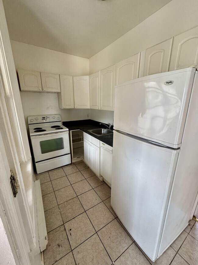 Photo - 209 Prescott St Unit A